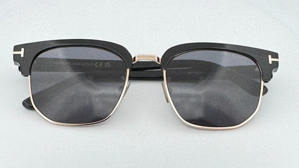 Tom Ford Sunglasses TF1165-K 01A Black Gold Horn Rim Gray Lens 54-20-145 New